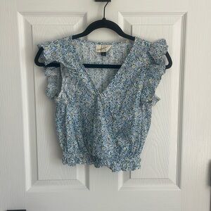 Floral blouse size XS